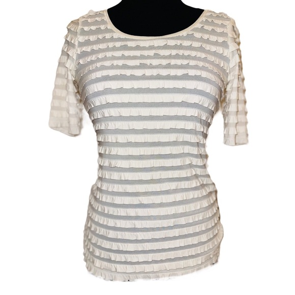Karen Kane Tops - Karen Kane Ivory Ruffle Short Sleeve Blouse Size M